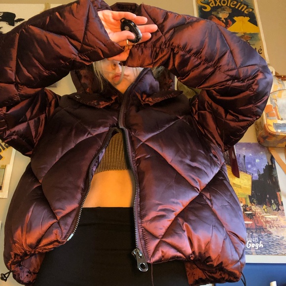 Quilted puffer Jacket (semi cropped) - Picture 2 of 10